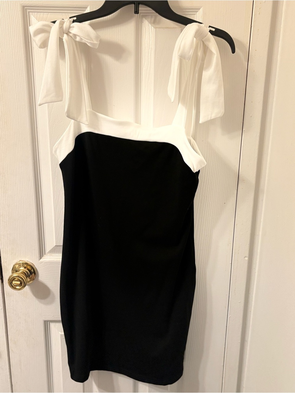 SHEIN Black Mini Dress with White Tie-Strap Accents